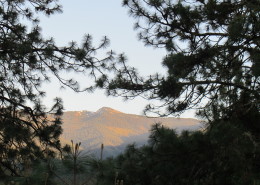 Sunset colours on the Siskiyou Mountains